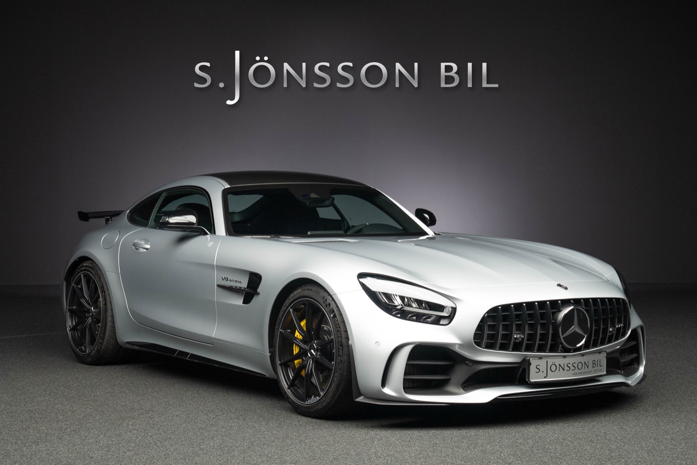 Mercedes-AMG GT R