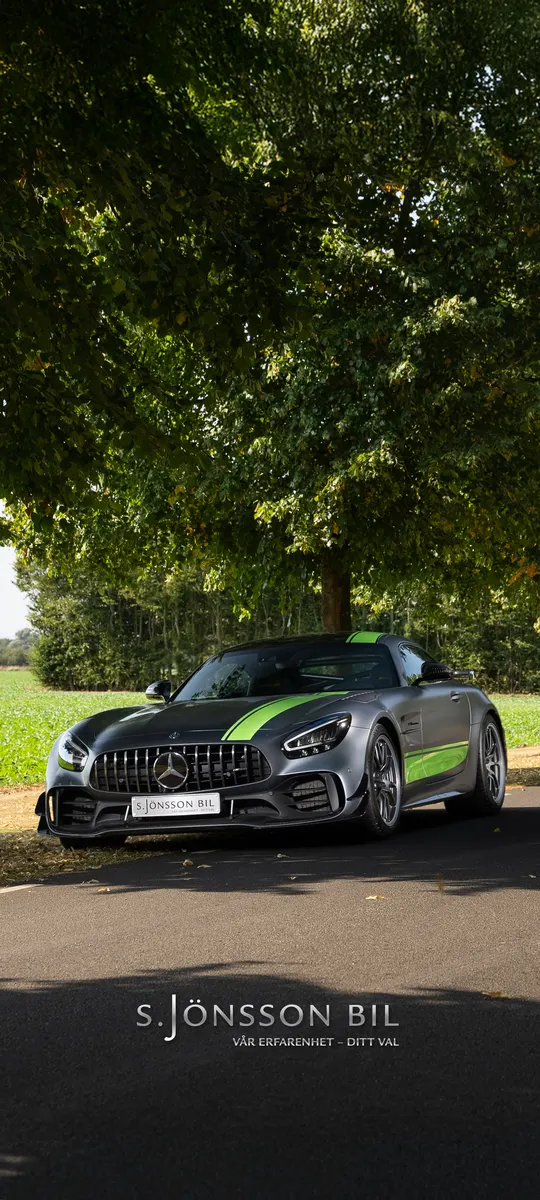 Mercedes-AMG GT-R Phone Wallpaper